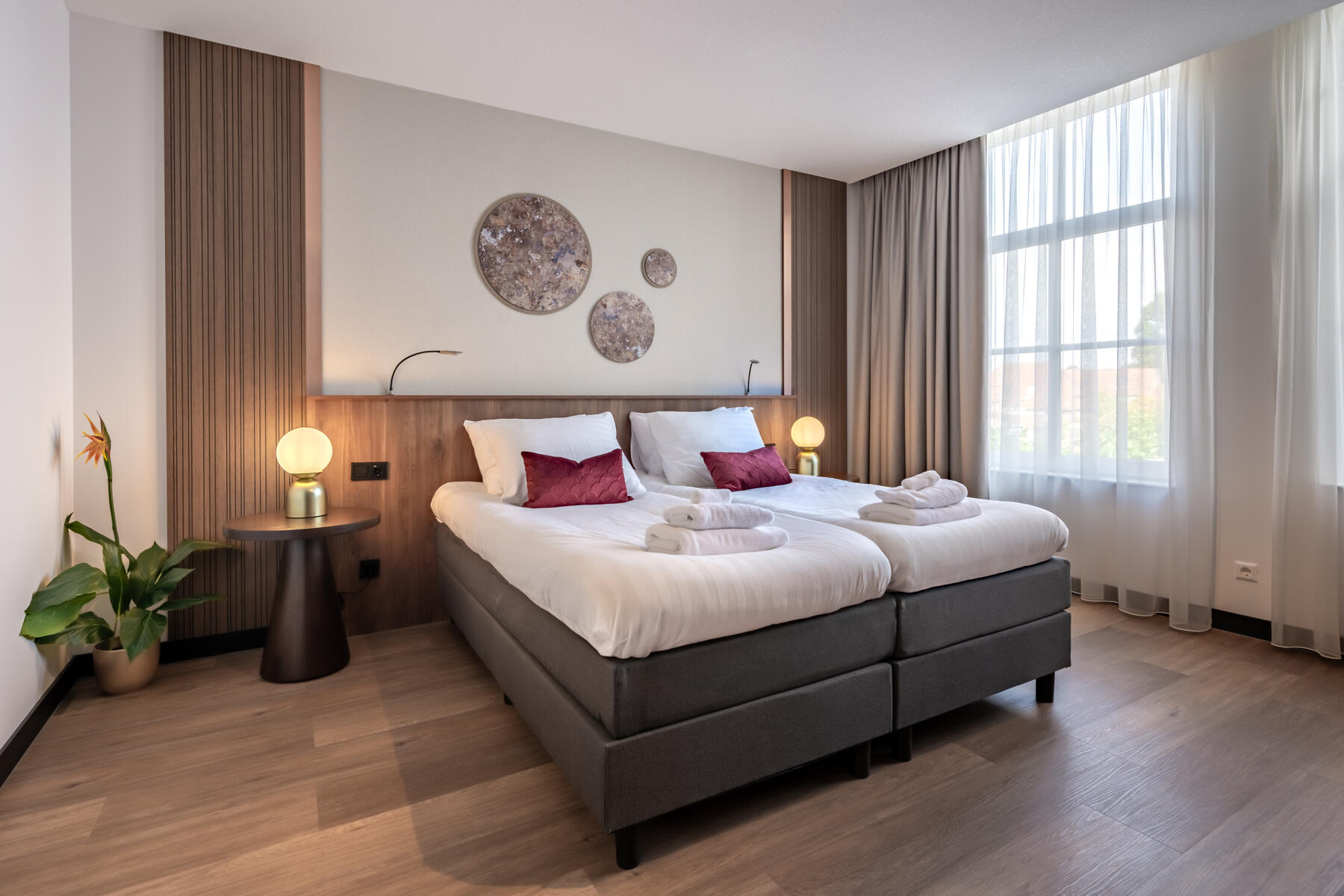 Large Room Large Room